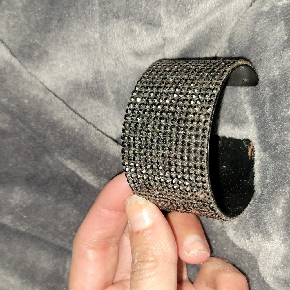 Cuff bracelet